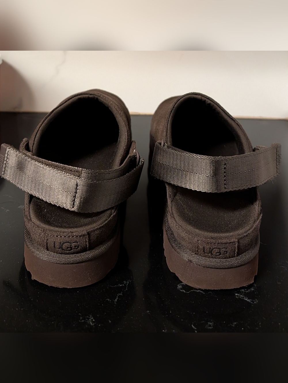  UGG® Goldenstar Clog - Dusted Cocoa Suede Slip-Ons Wmn's Size 10 Used Exc - Picture 9 of 12